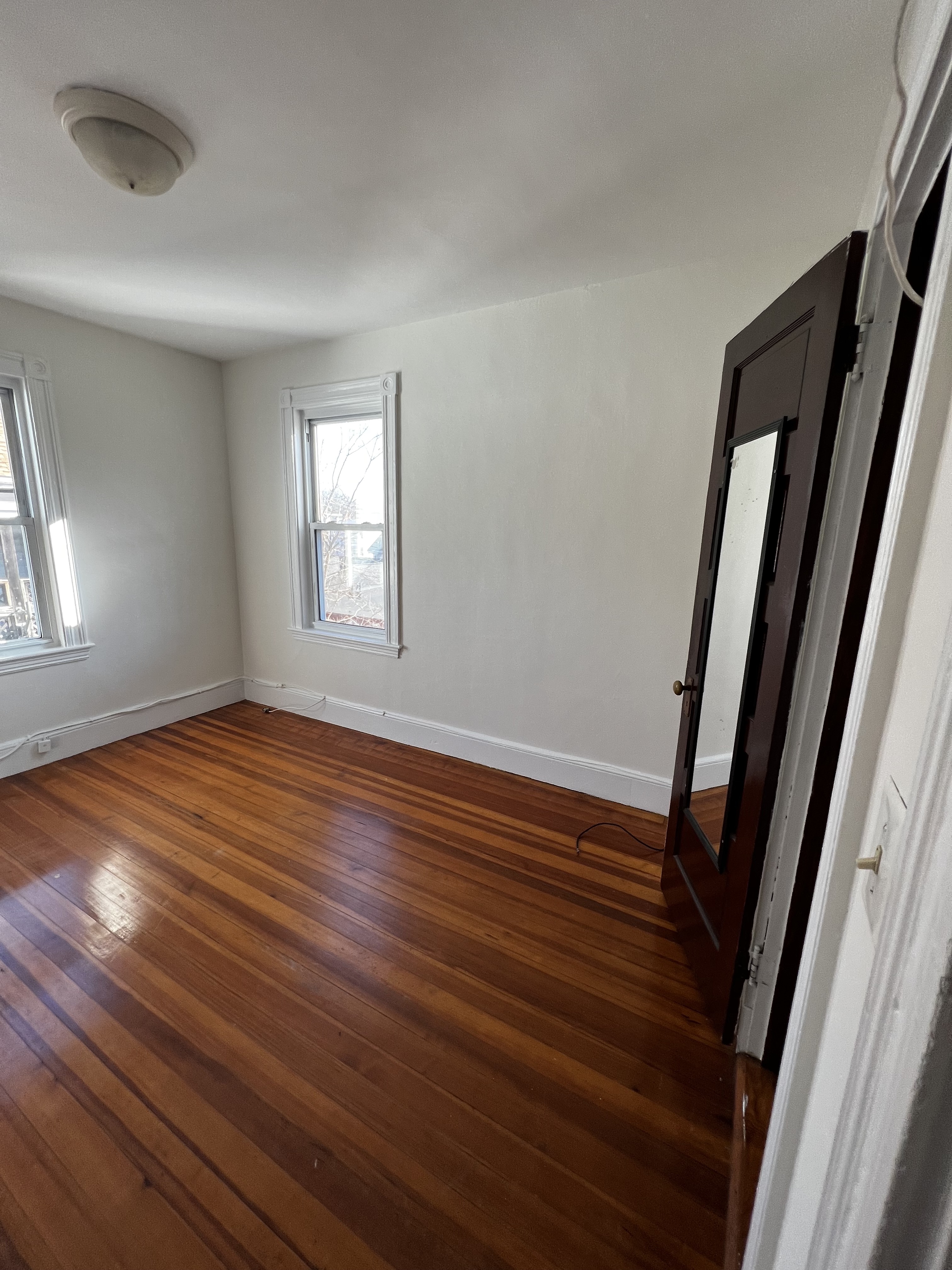 3 bed, 1 bath apartment for rent at 8 Edwin St Unit 3, Brookline Hills — photo 17 of 18