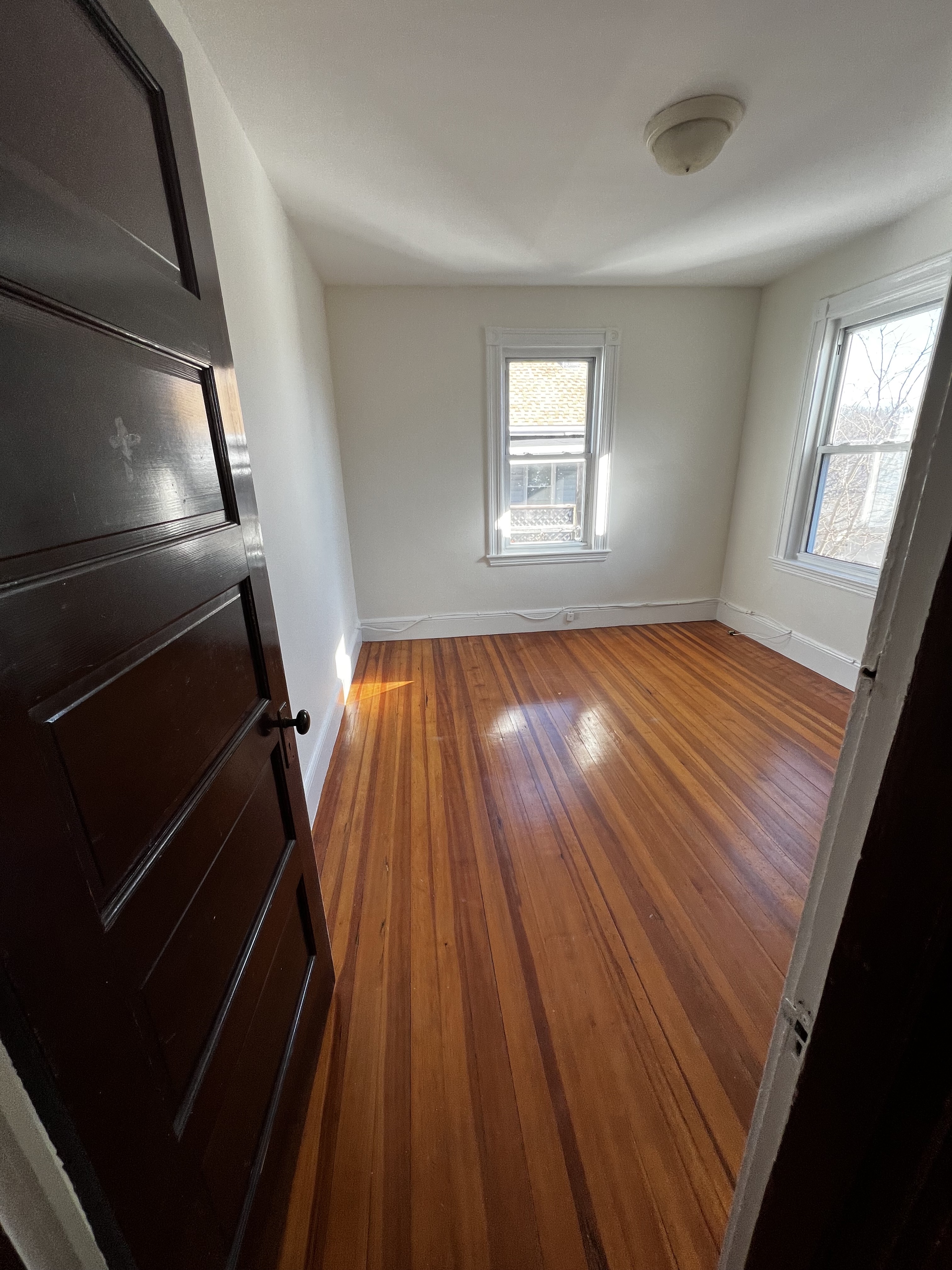 3 bed, 1 bath apartment for rent at 8 Edwin St Unit 3, Brookline Hills — photo 16 of 18