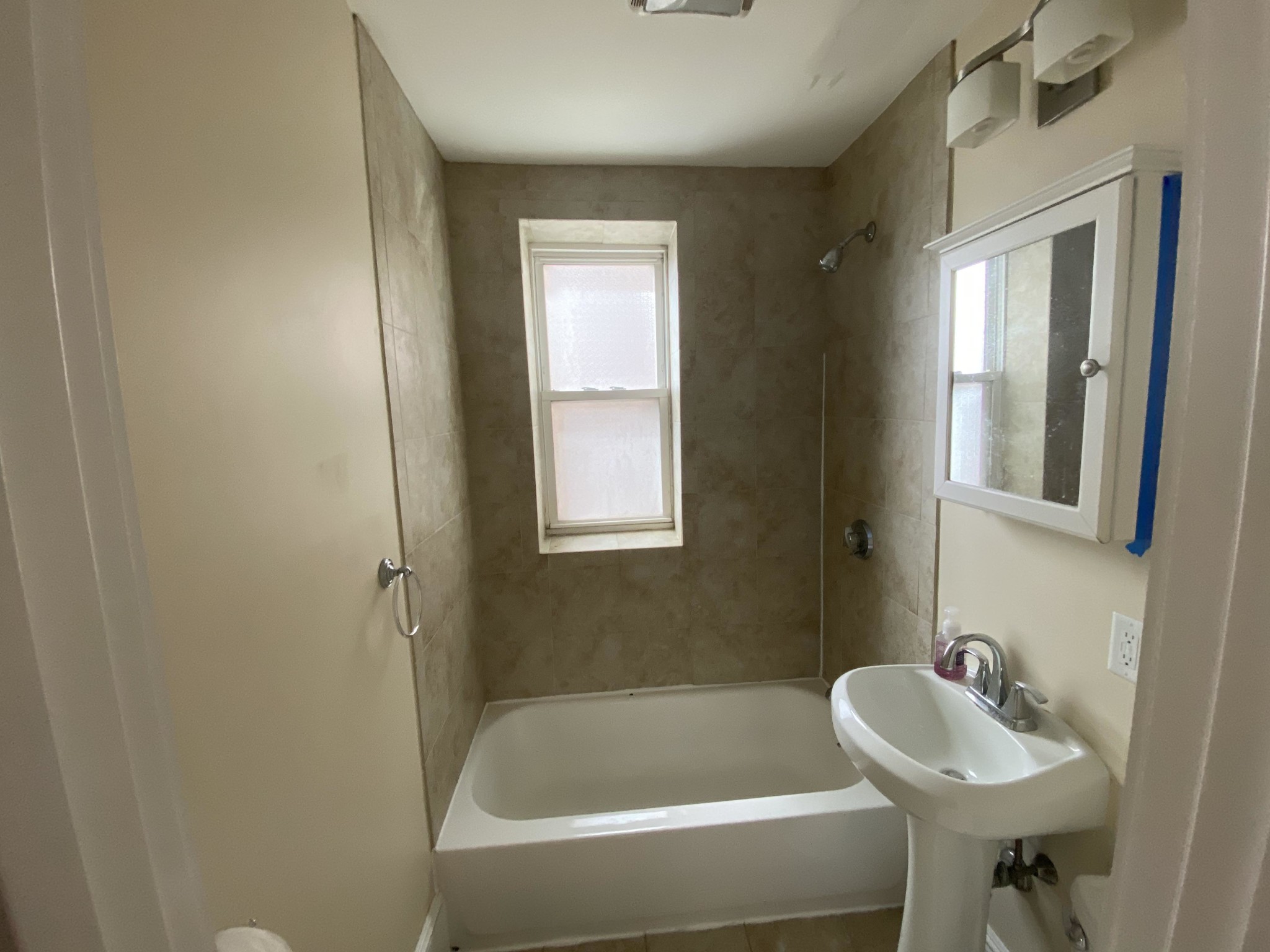 895 Huntington Ave, Mission Hill