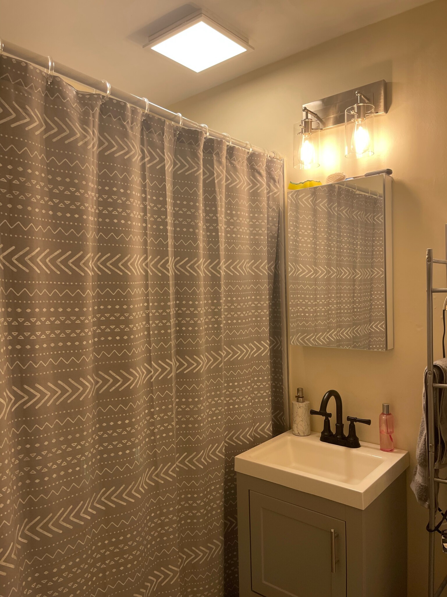 1 bed, 1 bath apartment for rent at 720 Bennington St Unit 206, East Boston — photo 2 of 7