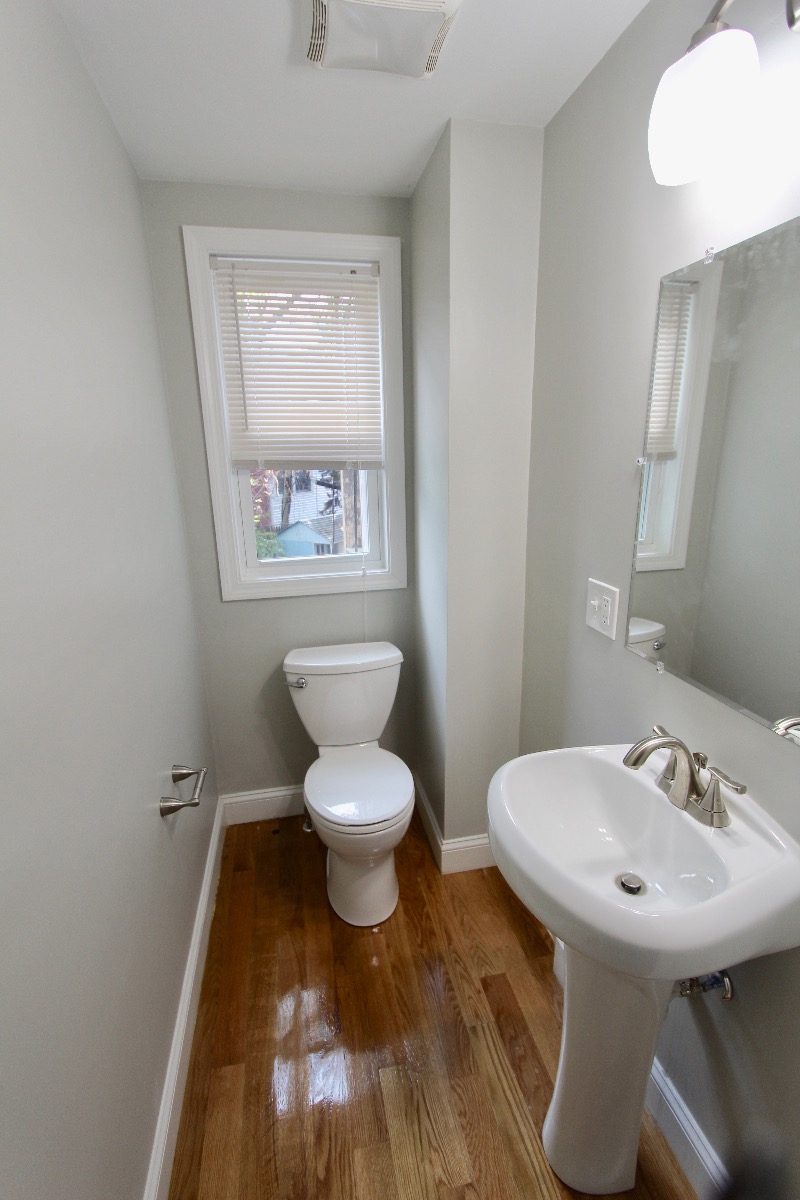 3 bed, 1.5 bath apartment for rent at 4 Draper Unit 1, Dorchester — photo 6 of 9
