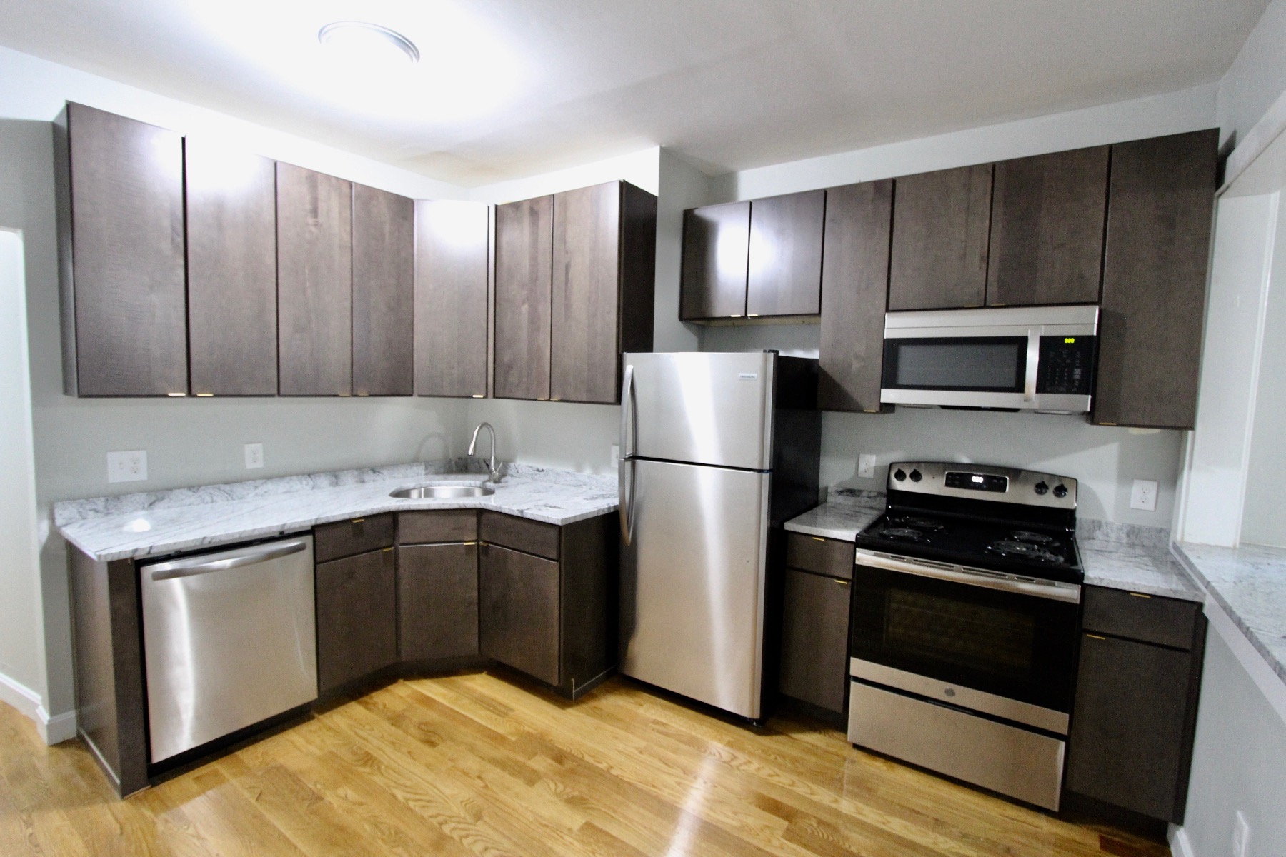 Photos of apartment on Saint Margaret St.,Boston MA 02125