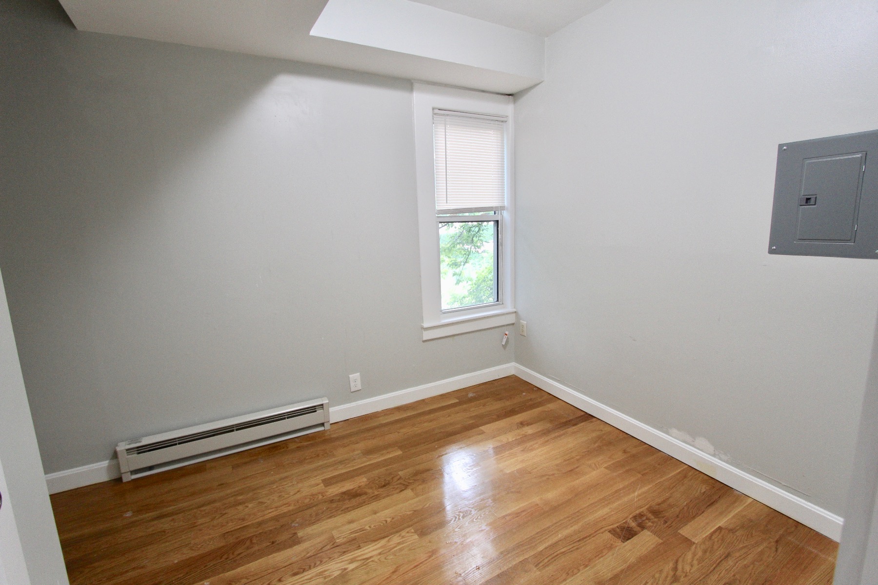 Photos of apartment on East Cottage St.,Boston MA 02125