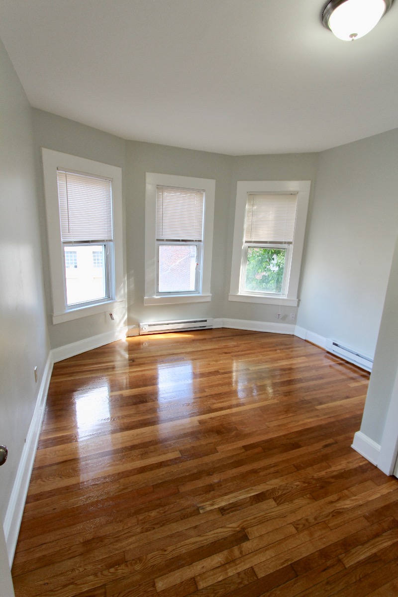 94 Cottage St, Dorchester