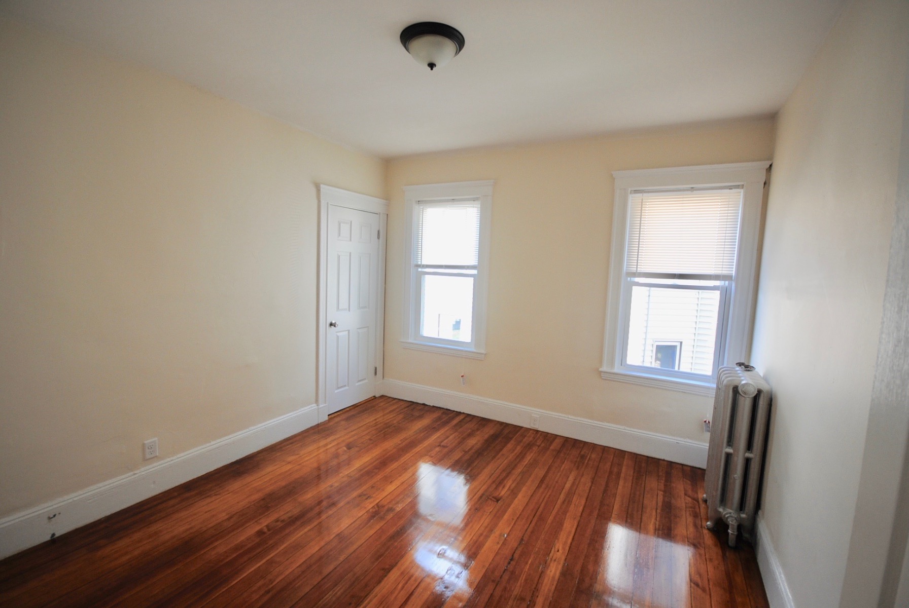 4 bed, 2 bath apartment for rent at 98 Montebello Unit 3, Jamaica Plain — photo 8 of 10