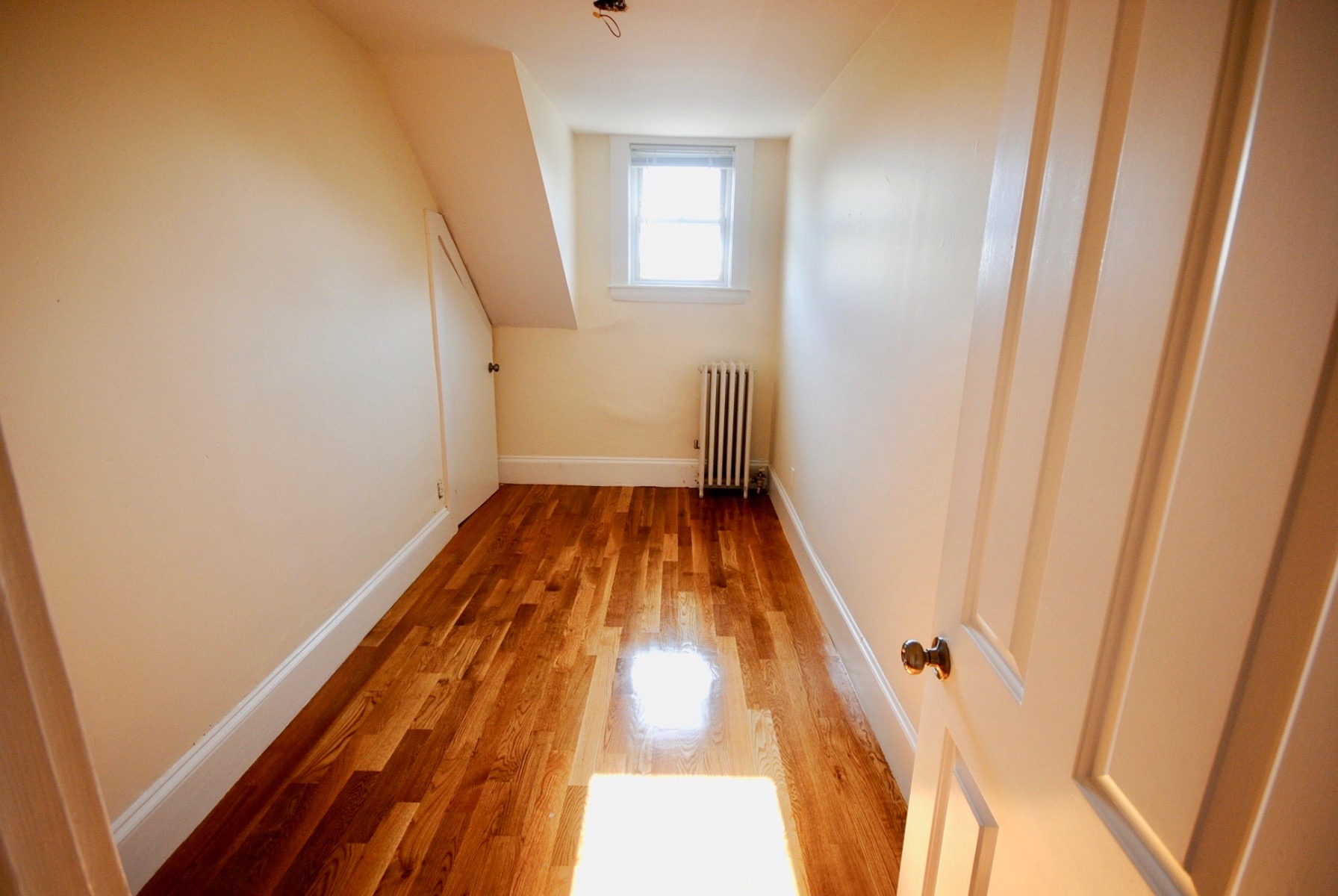 52 Dickens St, Fields Corner East