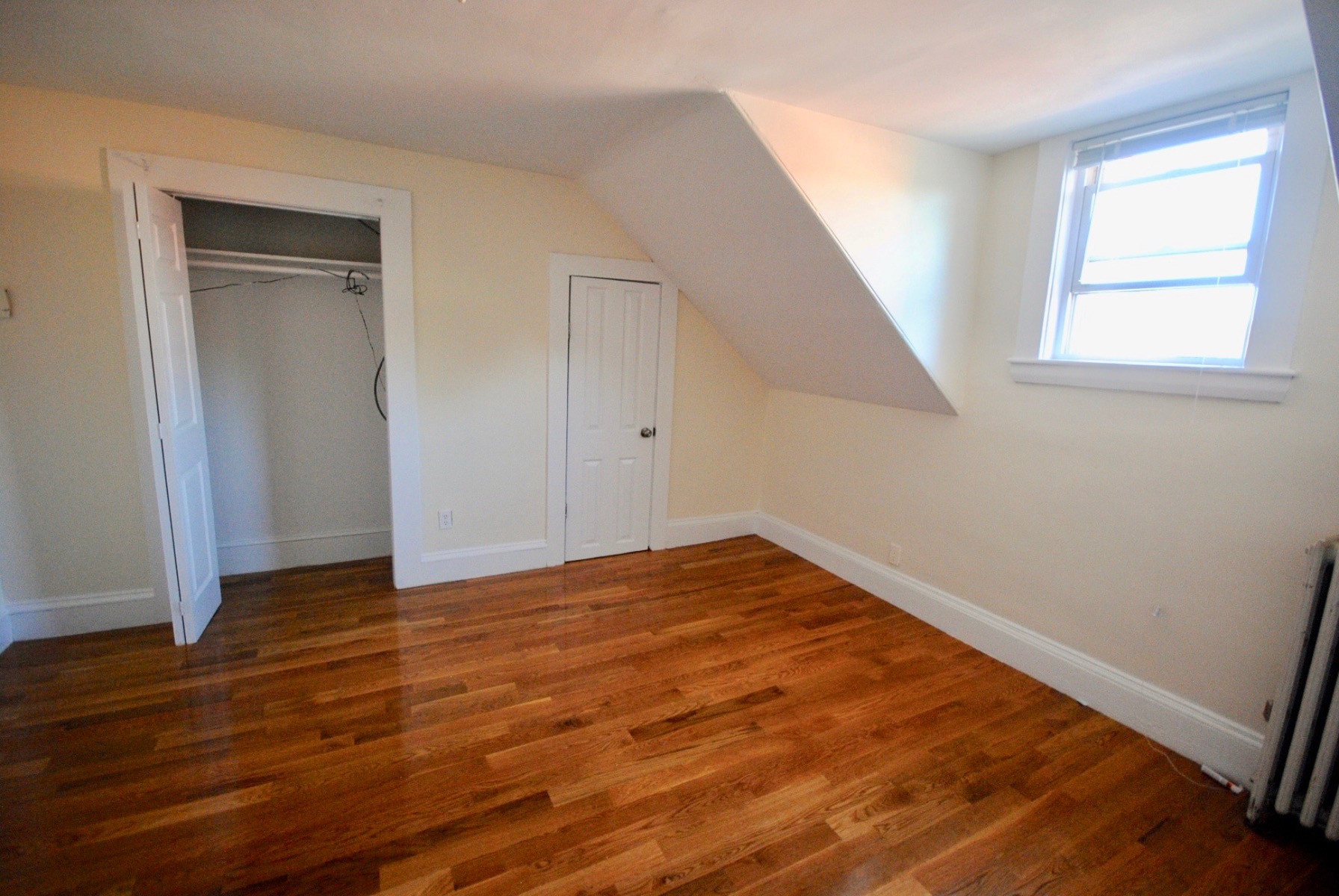 52 Dickens St, Fields Corner East