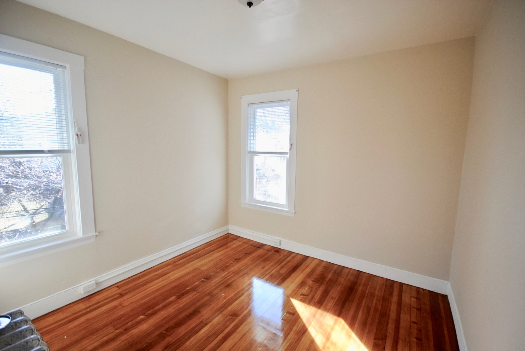 Photos of apartment on East Cottage St.,Boston MA 02125