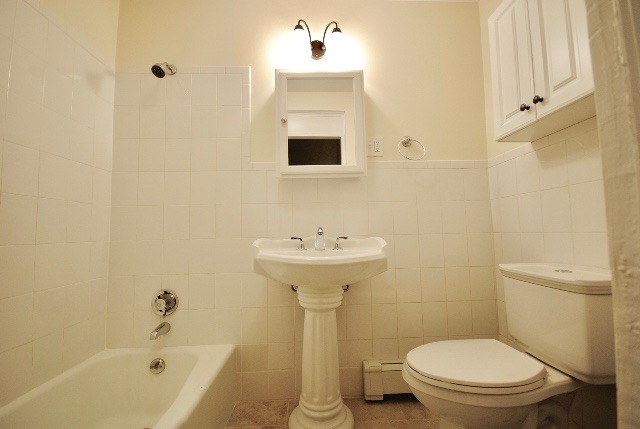 342 Meridian St, Central Square