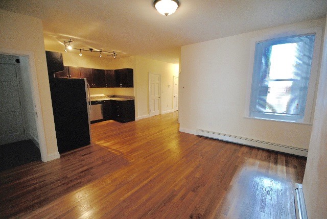 342 Meridian St, Central Square