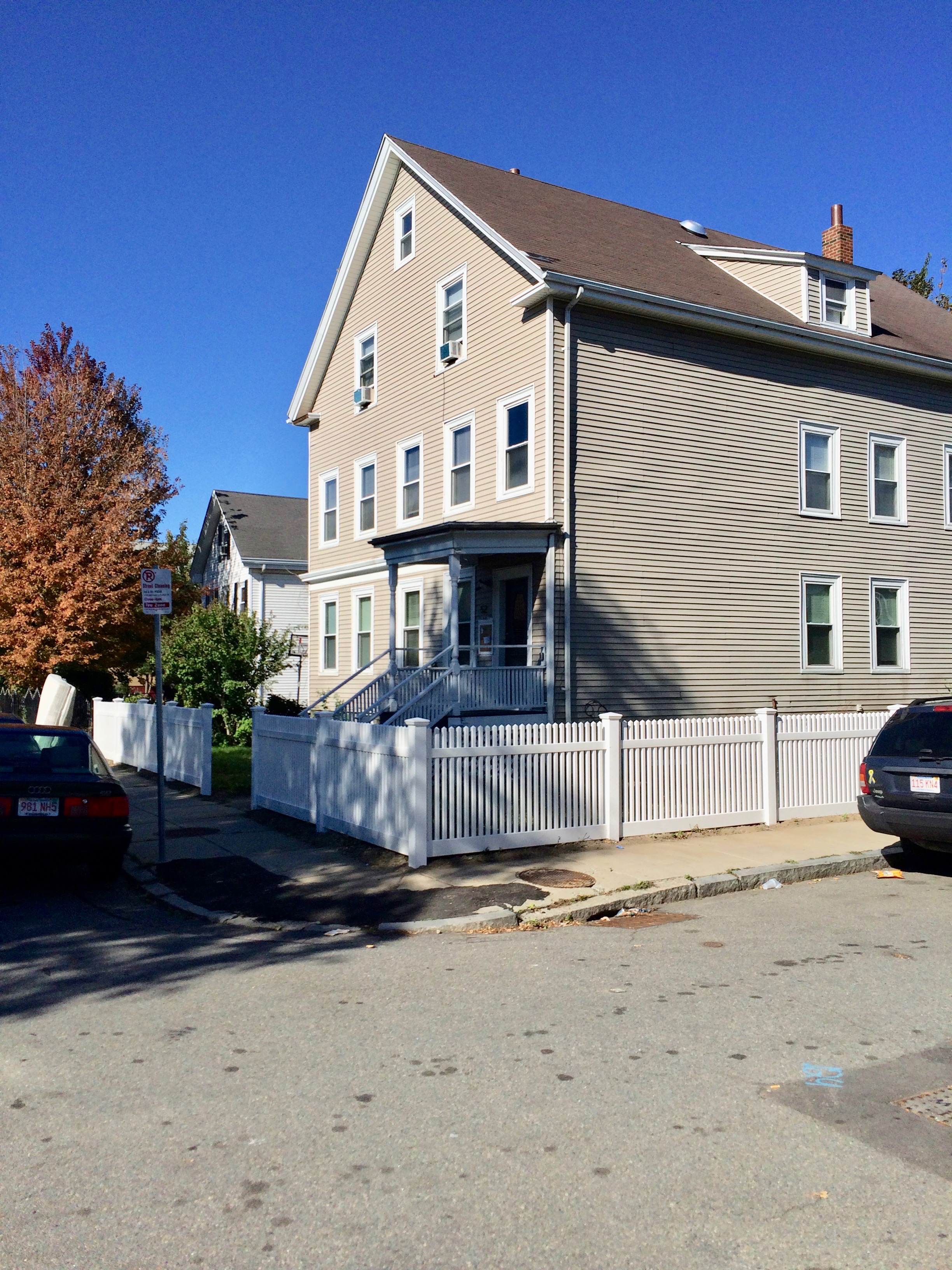 52 Dickens St, Dorchester