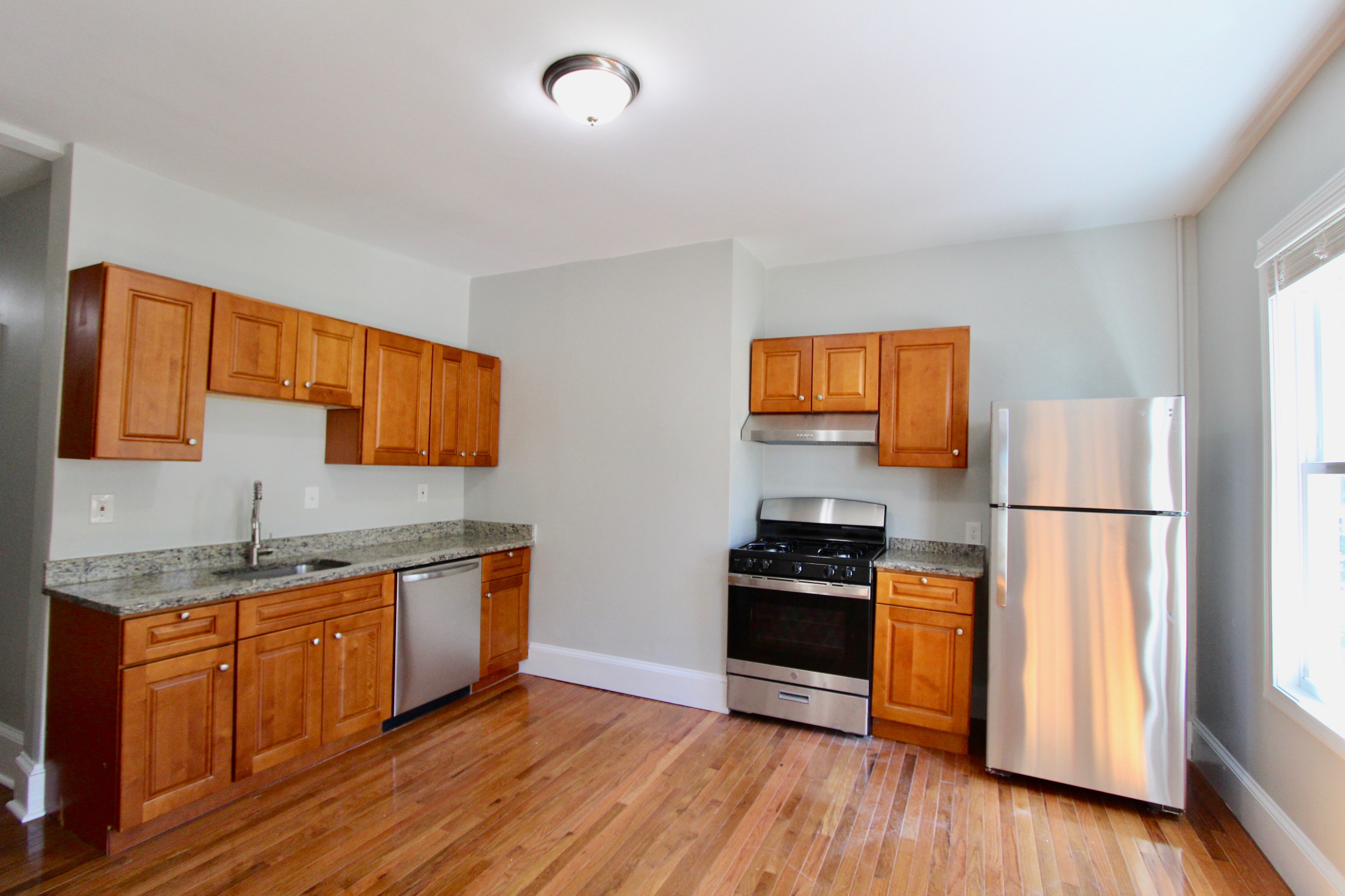 4 Beds, 2 Baths apartment in Boston, Dorchester for $3,000