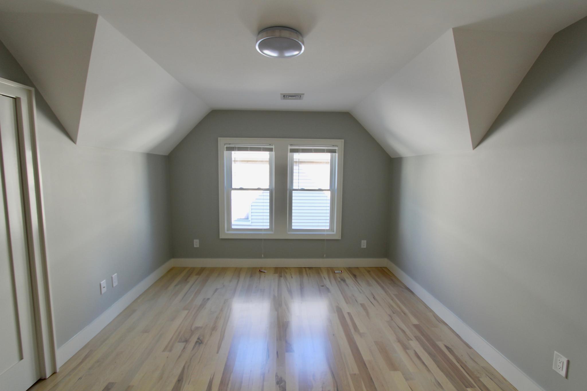 3 bed, 1.5 bath apartment for rent at 24 Tower Unit 3, Jamaica Plain — photo 3 of 9