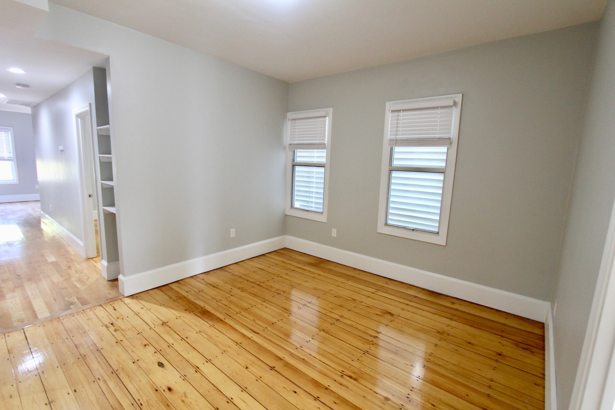 460 Saratoga St, East Boston