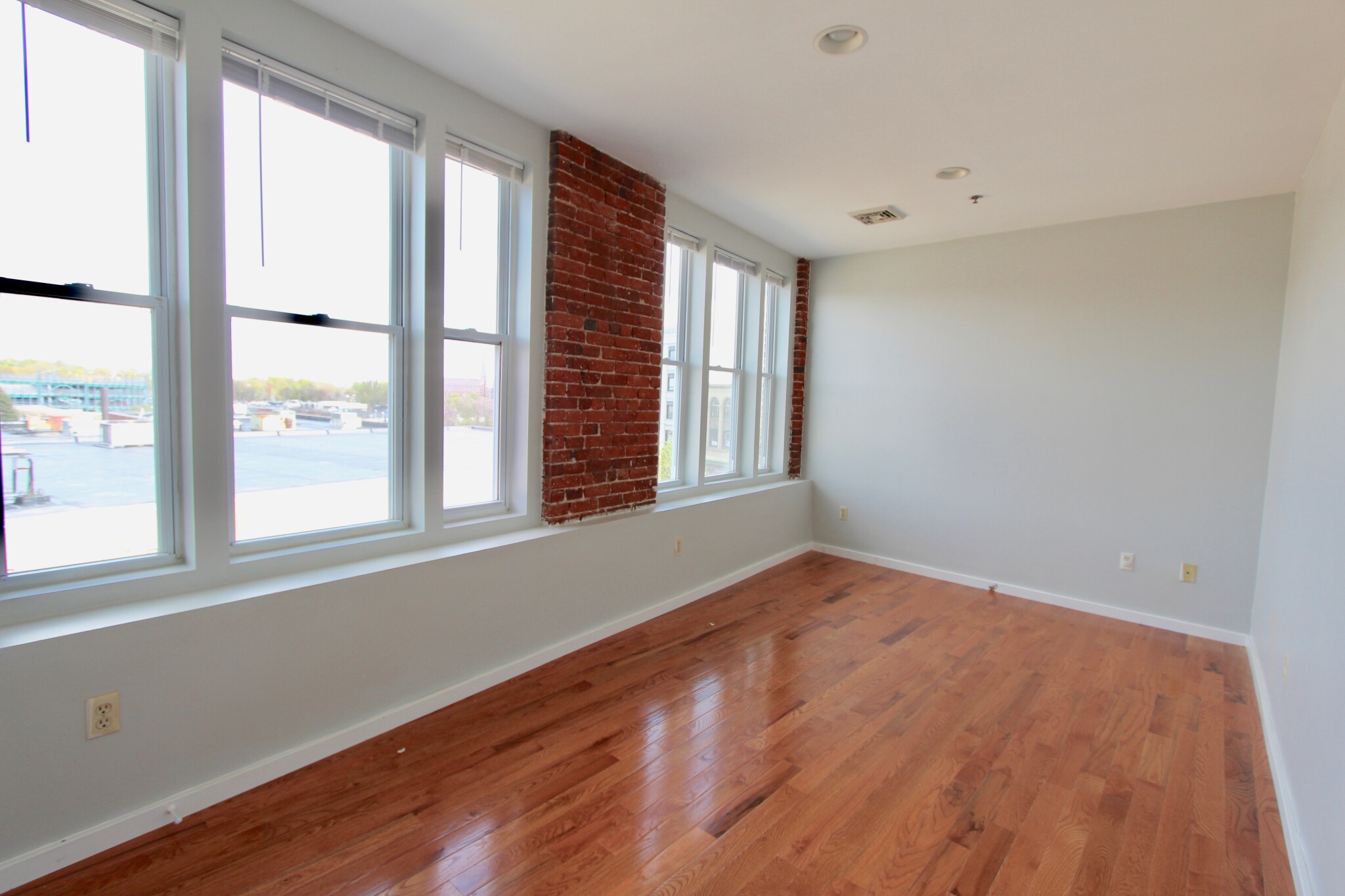 Photos of apartment on Main st.,Fitchburg MA 01420