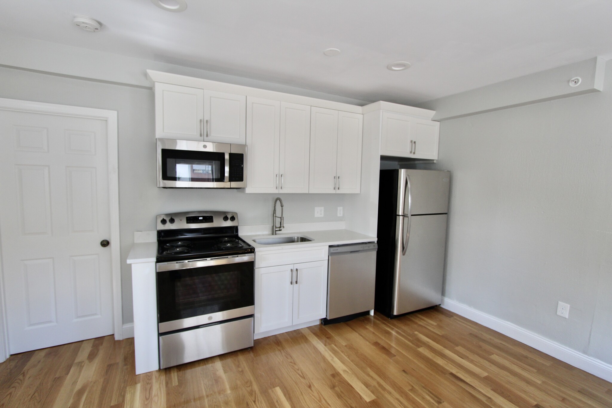 Photos of apartment on Madison St.,Malden MA 02148