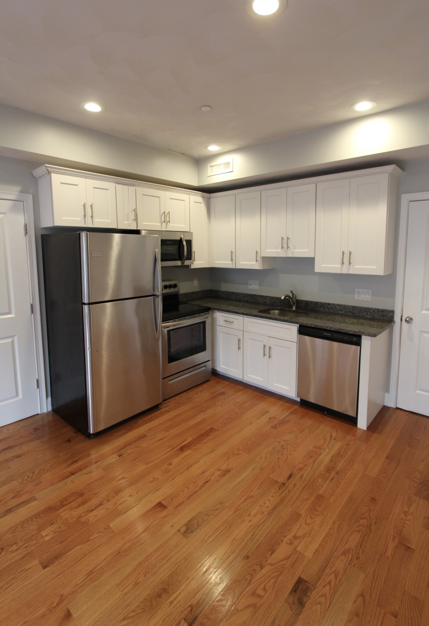 9.6 Dehon St, Revere