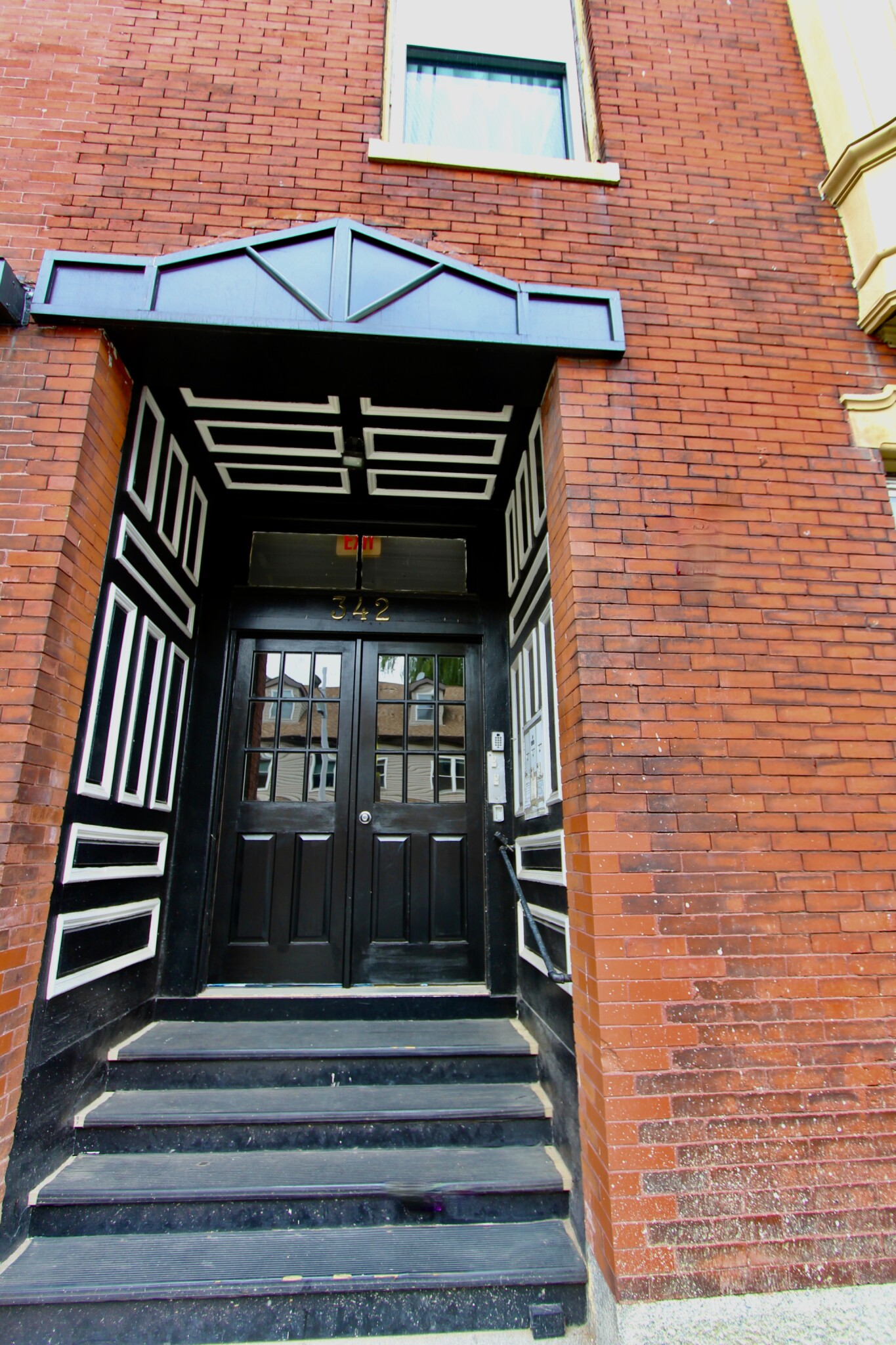 342 Meridian St, East Boston