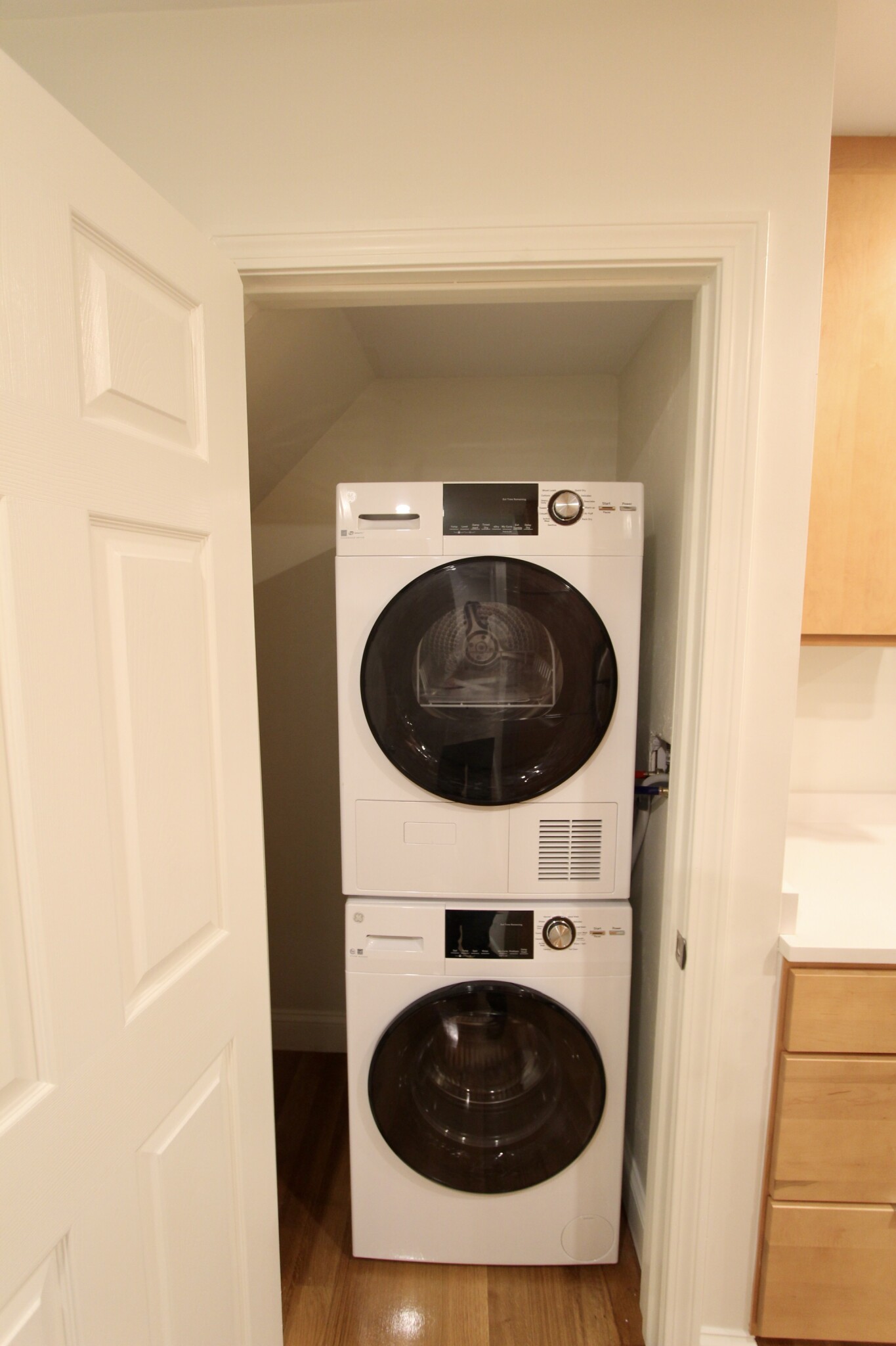 342 Meridian St, East Boston