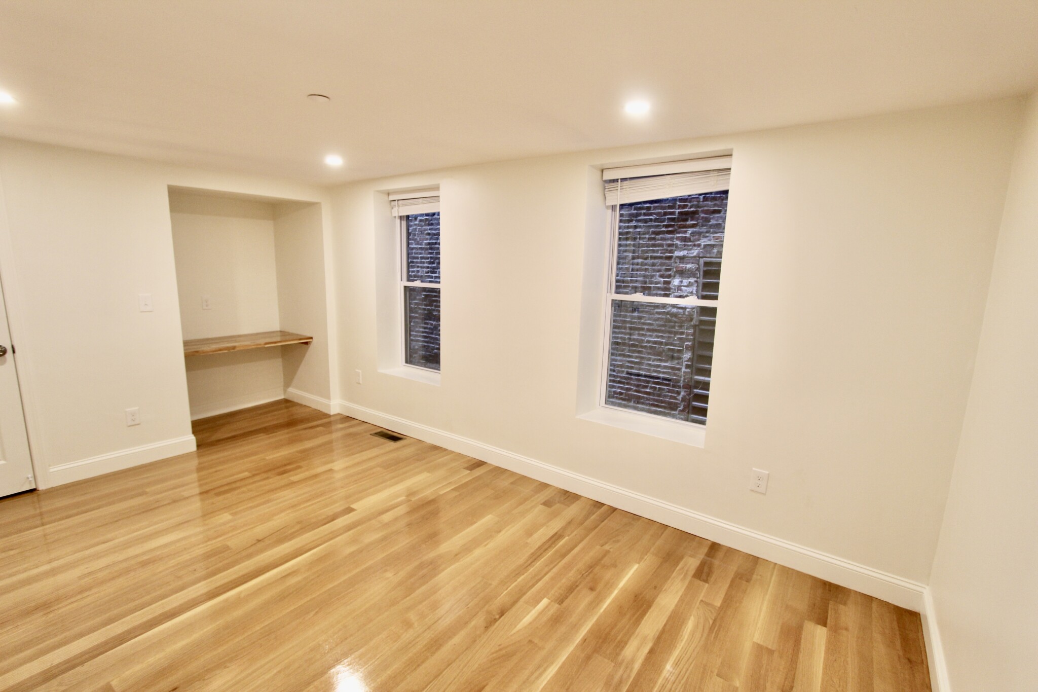 342 Meridian St, East Boston