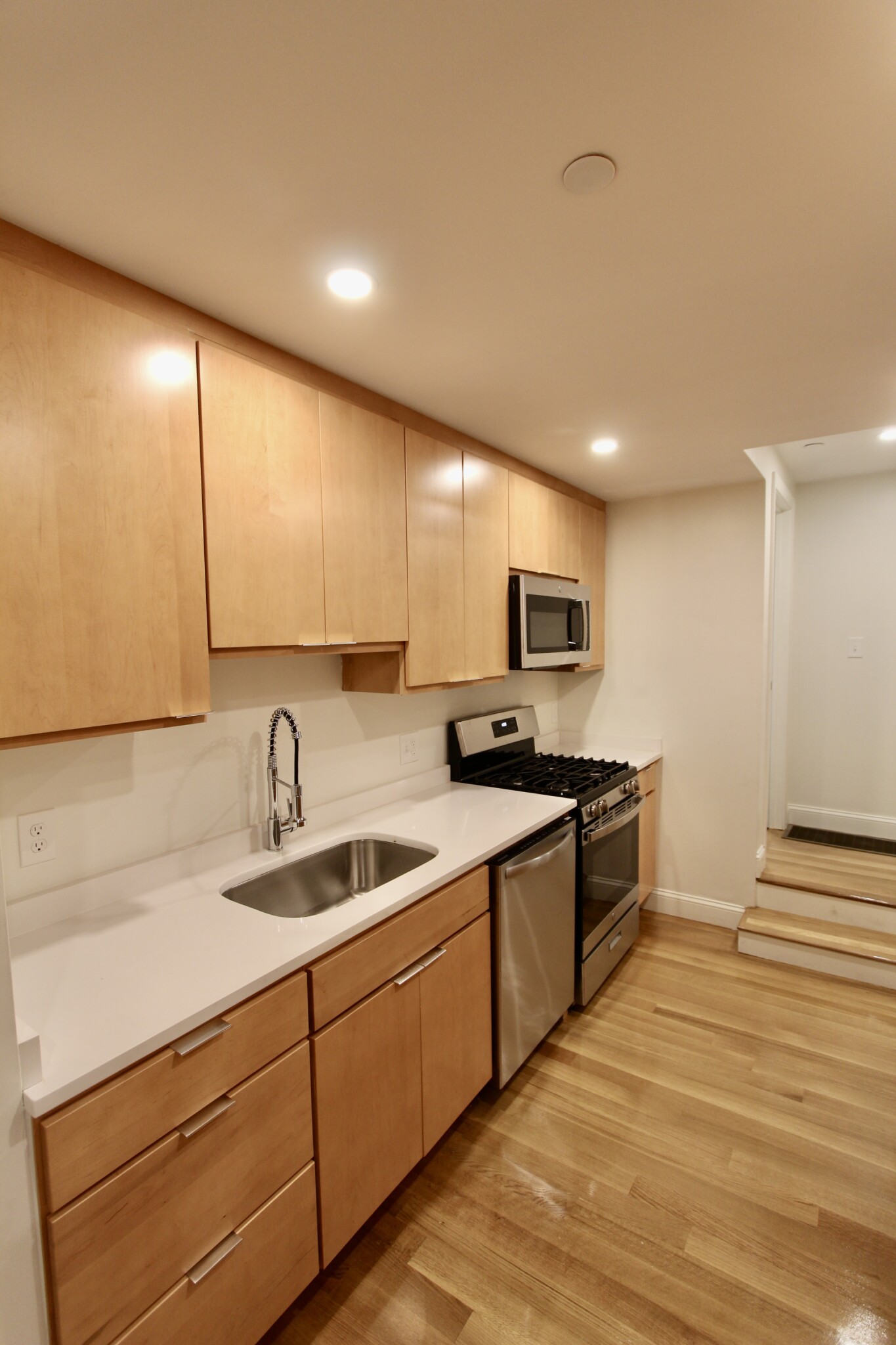 342 Meridian St, East Boston