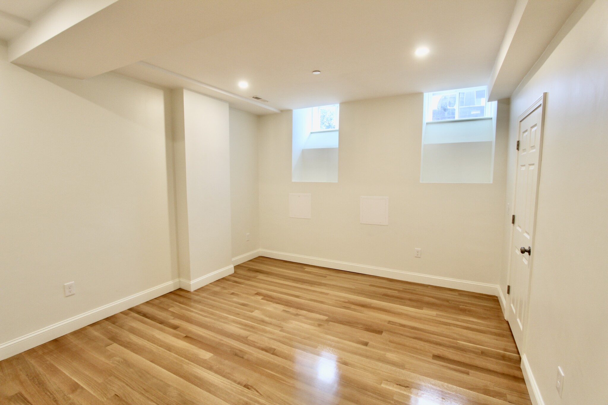 342 Meridian St, East Boston