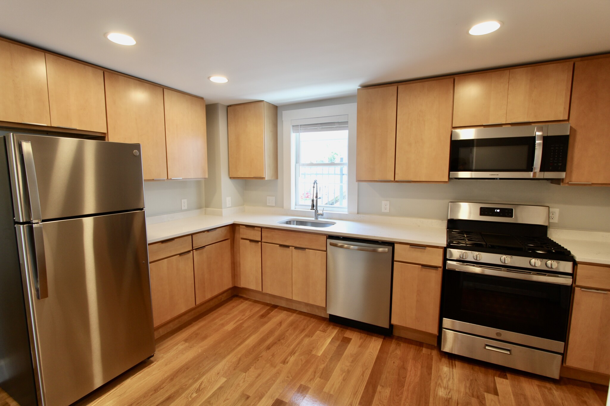 Lynn, MA 01902