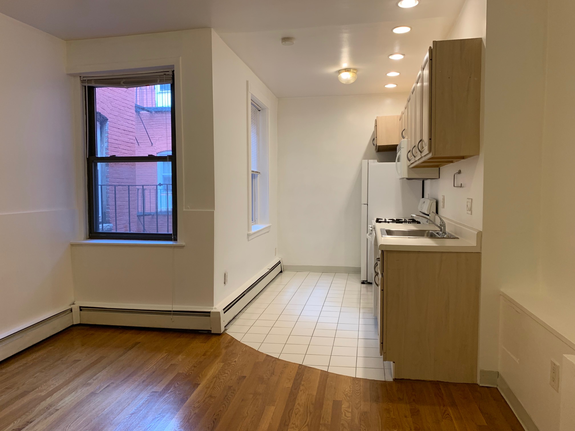1 bed, 1 bath apartment for rent at 89 Prince St Unit 6, North End — photo 3 of 14