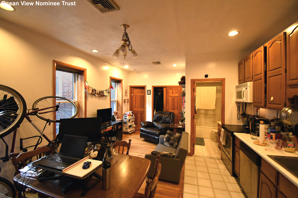 Photos of apartment on North St.,Boston MA 02113
