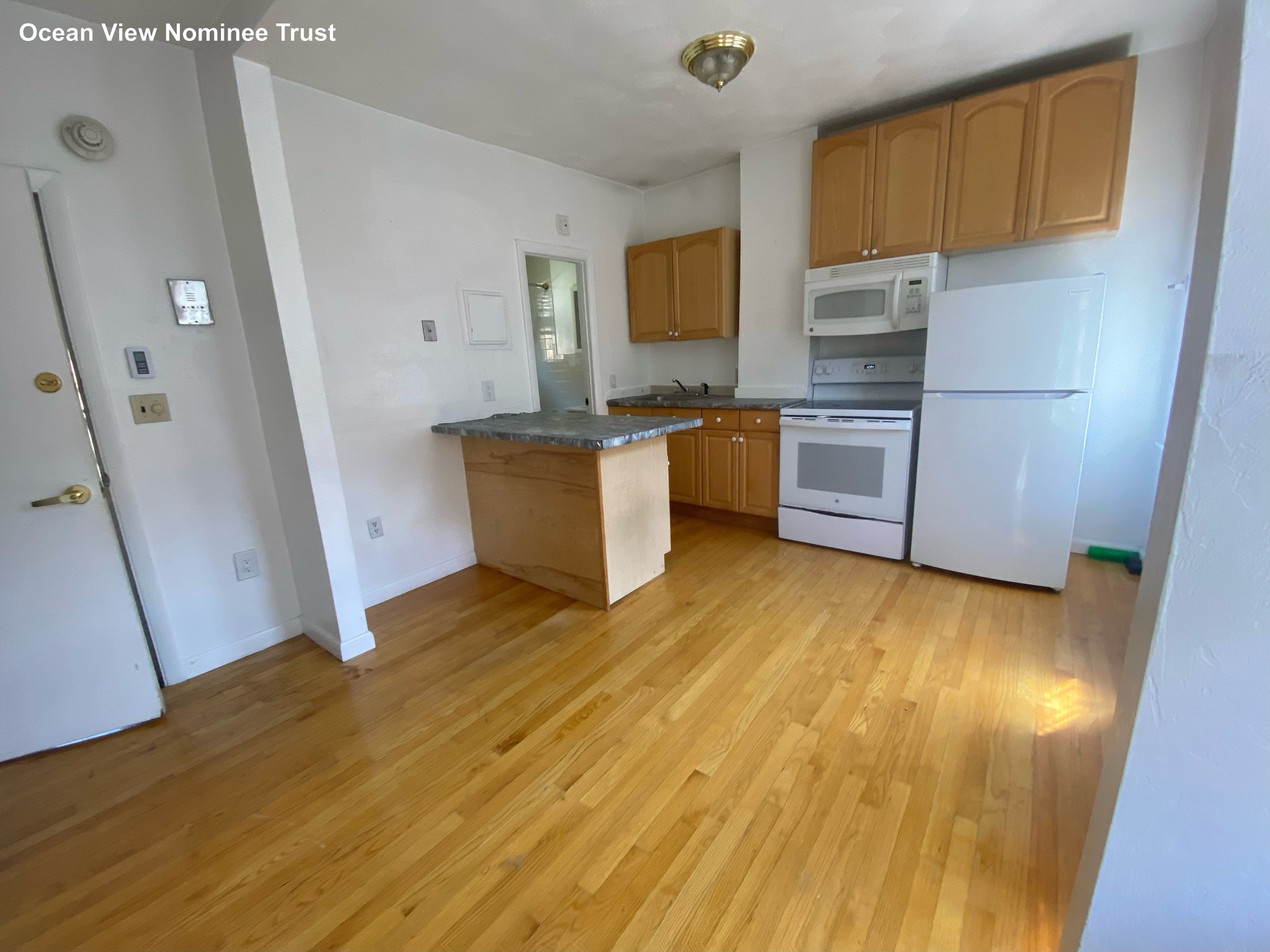 Photos of apartment on Charter St.,Boston MA 02113