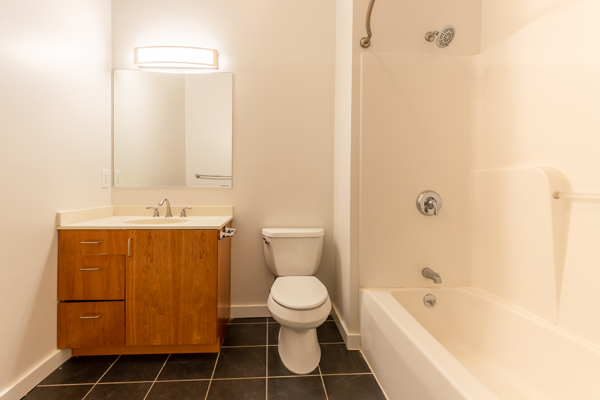 155 Washington St, Salem