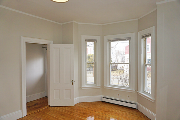 Photos of apartment on Maple St.,Waltham MA 02453