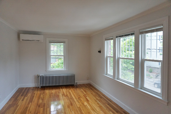 95 Adams St, South Side