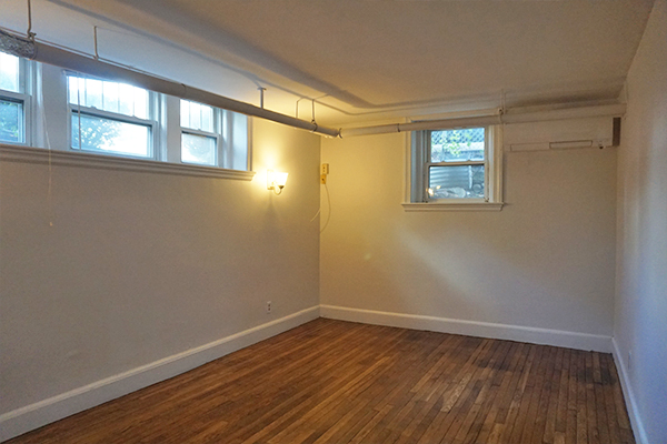 95 Adams St, Waltham