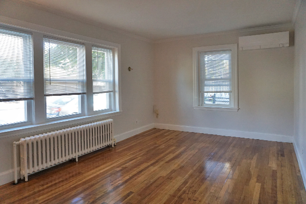 95 Adams St, Waltham