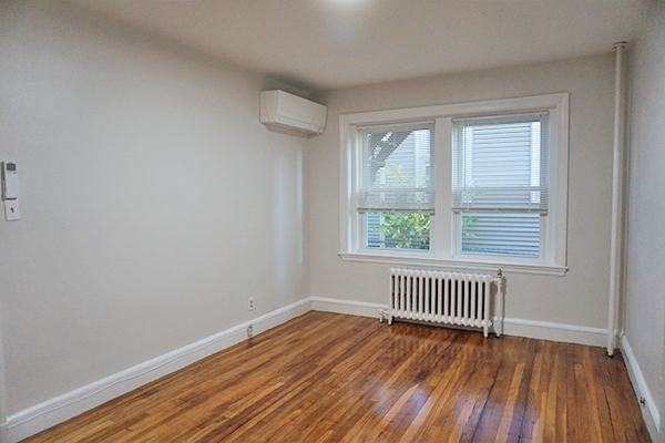 95 Adams St, Waltham