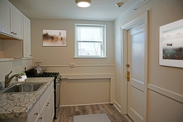 95 Adams St, Waltham