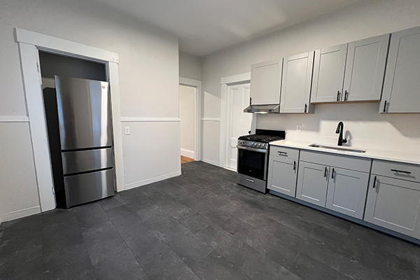 Photos of apartment on Maple St.,Waltham MA 02453