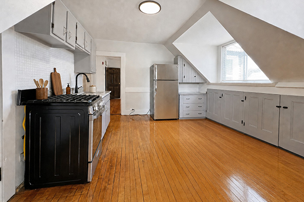 Photos of apartment on Brown St.,Waltham MA 02453