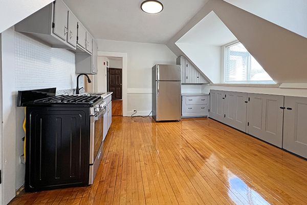 Photos of apartment on Brown St.,Waltham MA 02453