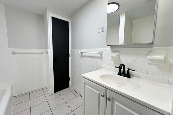 Photos of apartment on Brown St.,Waltham MA 02453