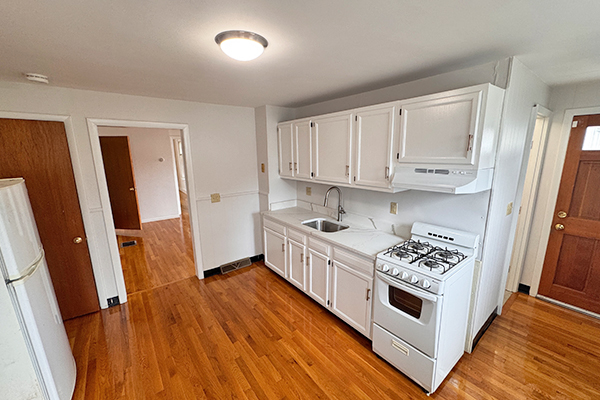 Photos of apartment on Norumbega Terr,Waltham MA 02453