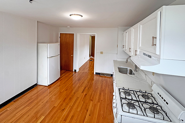 Photos of apartment on Norumbega Terr,Waltham MA 02453