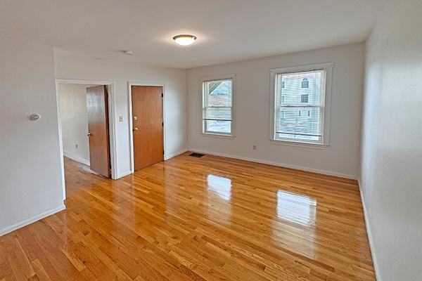 Photos of apartment on Norumbega Terr,Waltham MA 02453