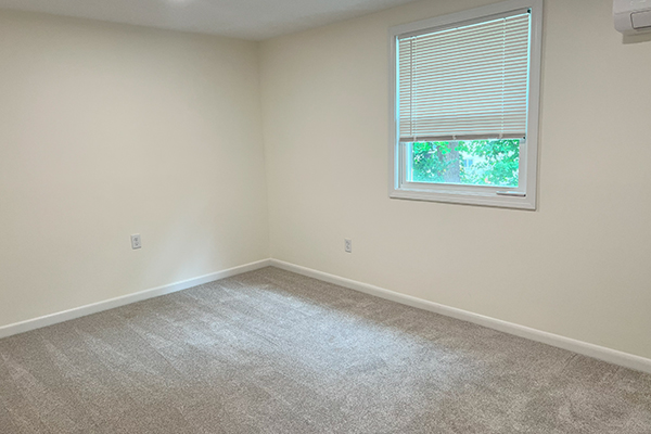 Photo 6 of 1 Elm Ct. Unit 3