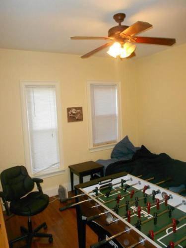 135 Hillside St, Mission Hill