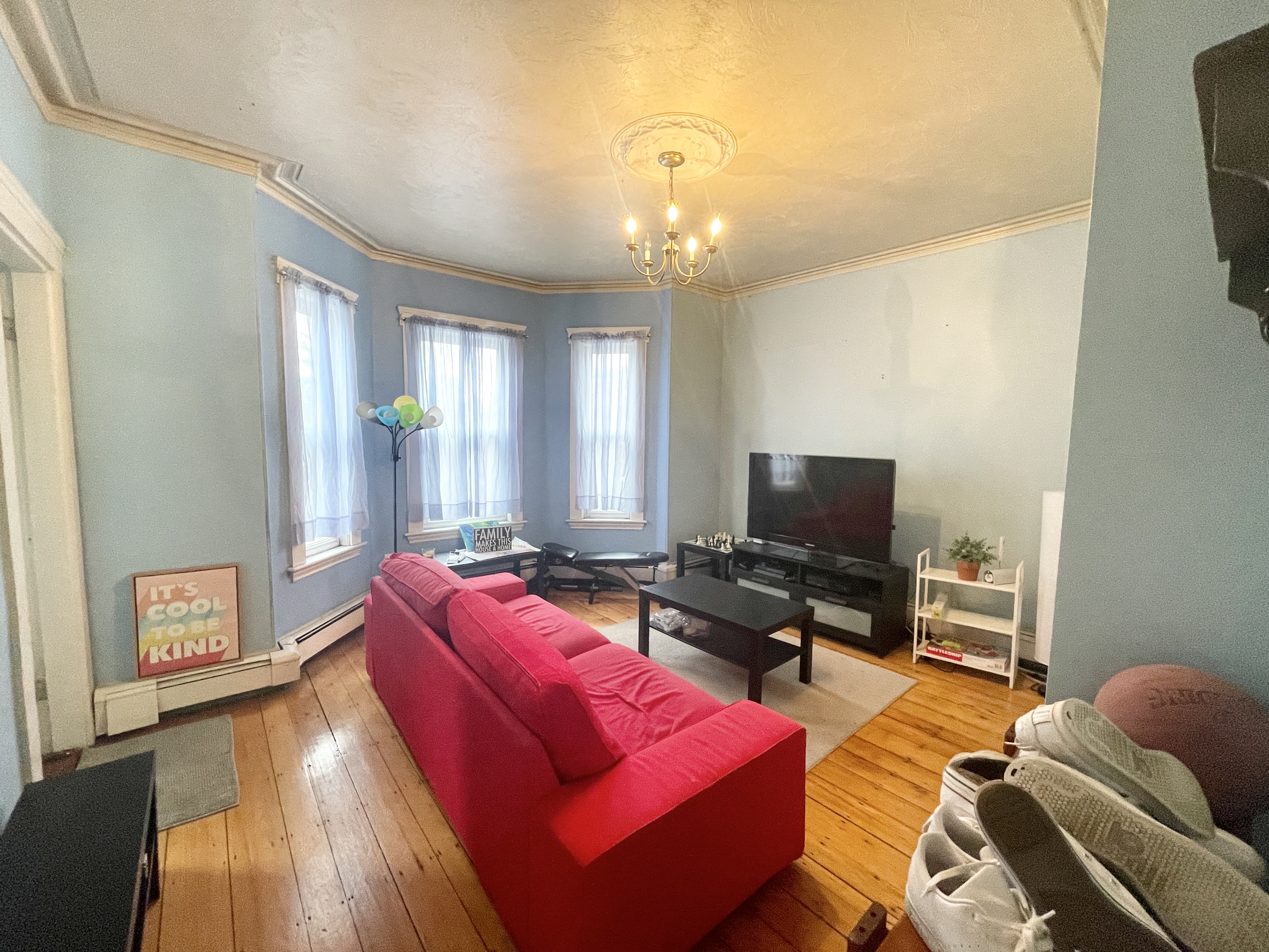2.5 bed, 1 bath apartment for rent at 1562 Tremont St Unit 3, Mission Hill — photo 10 of 15