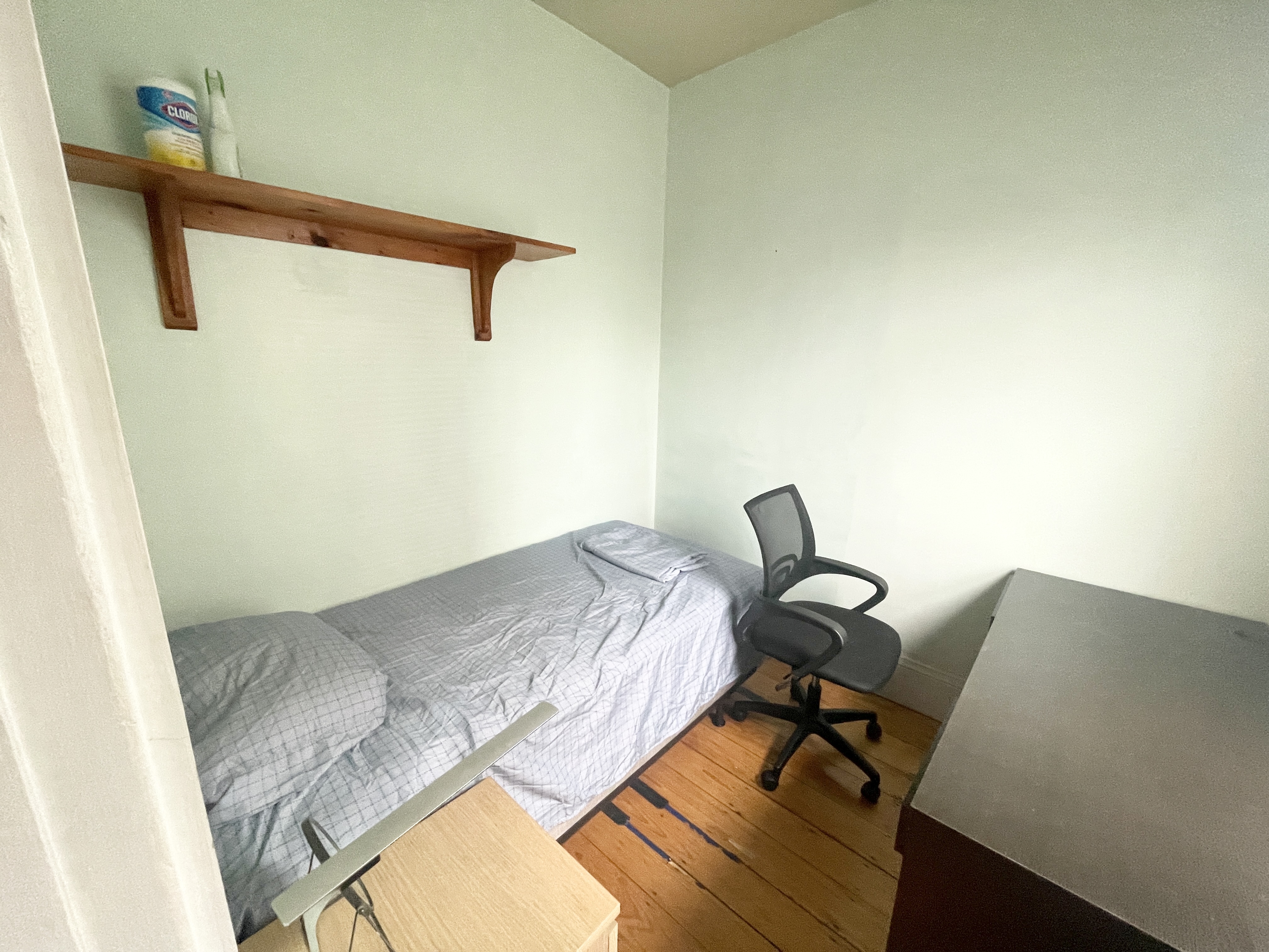 2.5 bed, 1 bath apartment for rent at 1562 Tremont St Unit 3, Mission Hill — photo 14 of 15