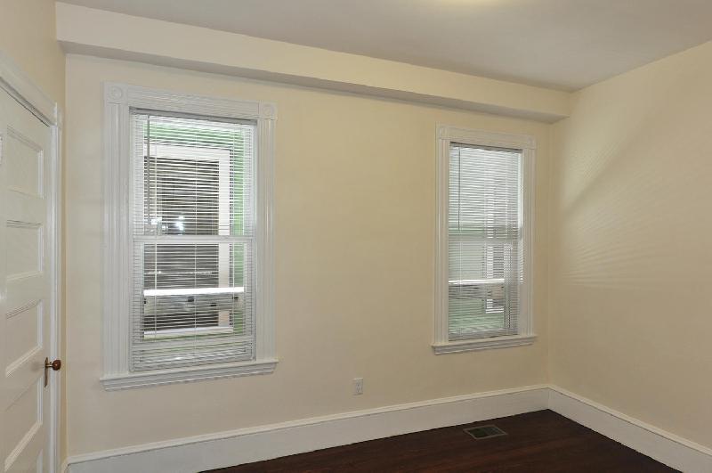 5 bed, 2 bath apartment for rent at 6 Oswald Unit 1, Mission Hill — photo 7 of 12