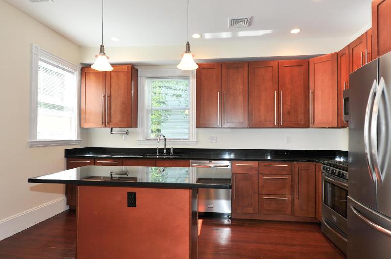 5 bed, 2 bath apartment for rent at 6 Oswald Unit 2, Mission Hill